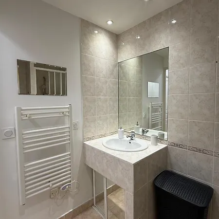 Elegant With Private Pool, Parking & 5min To 앙티브