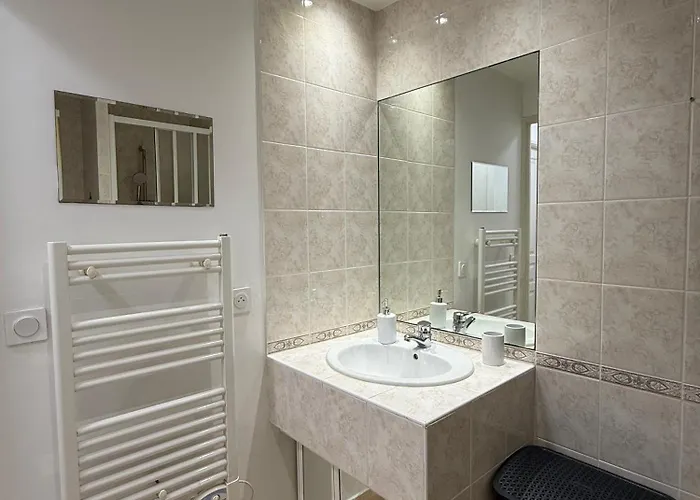 Elegant With Private Pool, Parking & 5min To Antibes
